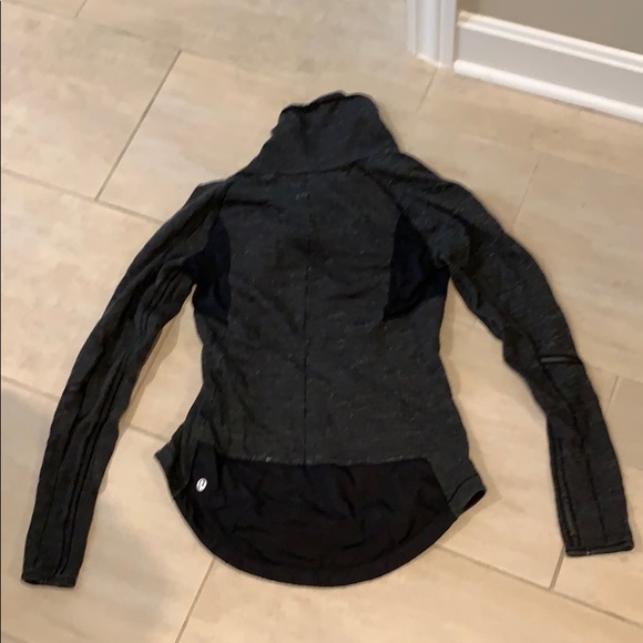 Lululemon pullover - Picture 2 of 2